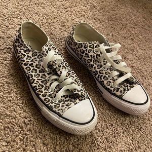 Women’s cheetah print converse